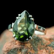 MONTANA - MOLDAVITE STERLING SILVER RING - MOLDAVITES, CZECH