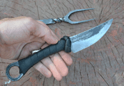 CELTIC FORGED KNIFE, DECORATED - COUTEAUX ET ENTRETIEN
