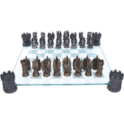 KINGDOM OF THE DRAGON CHESS SET 43CM - FIGUREN, LAMPEN