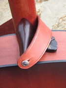 HAND TOOLED LEATHER GUITAR STRAP - CEINTURES EN CUIR