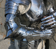 SUIT OF ARMOUR, GERMANY, 1485, REPLICA - SUITS OF ARMOUR