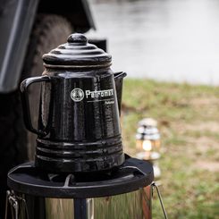 Historical kettle, steel