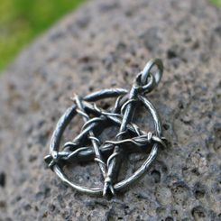 PENTAGRAM, pendentif, métal