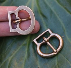 Boucle de ceinture, début du Moyen Âge, bronze