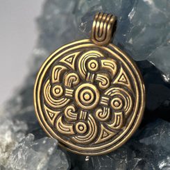 ANGLO SAXON BIRD PENDANT, early medieval, bronze