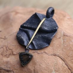 MOLDAVITE Pierre Brute de République Tchèque cca 0,6 g