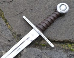 CRUSADER's SWORD, one-handed, etched