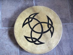 SHAMAN DRUM WITH A CELTIC KNOT
