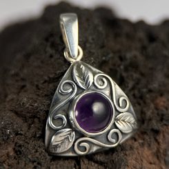 BOUDICCA, sterling silver pendant with amethyst