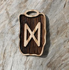 Dagaz - Rune - Futhark, Holz