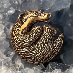 BADGER, pendant, bronze