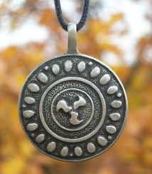 Celtic Triskelion Pendant - 4 cm