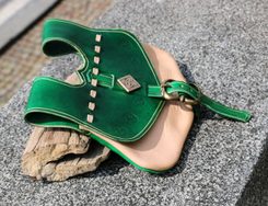 CLAYMORE, à long écossais épée à deux mains