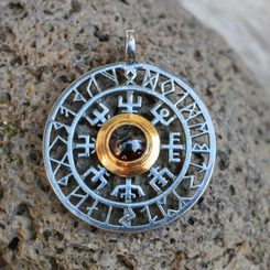 VEGVISIR, runes, pendant, silver, Garnet