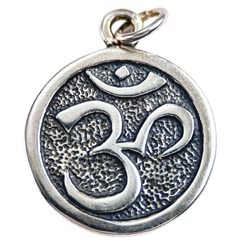AUM, sterling silver pendant, Ag 925