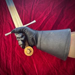 Fencing leather gloves cognac