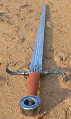 CLAYMORE, à long écossais épée à deux mains