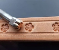SMALL BLOSSOM, leather stamp