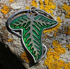 Pendentif feuille Elven