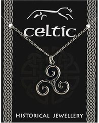 Pendant Celtic triskele