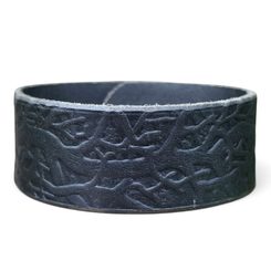 Fréamhacha Dubha Leather Bracelet, Black Roots