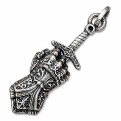 Pendentif médiéval, Gantelet d'armure et épée