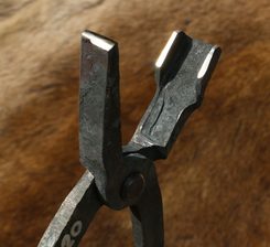 Blacksmith pliers Schossmaulzange 20 x 5 - 10 mm