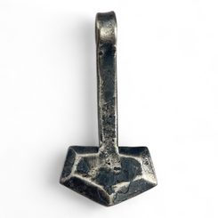 HELVEGEN, hand forged Thor's Hammer