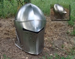 GOTHIC VISOR HELMET