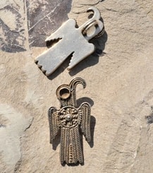Angelsächsischer Vogelanhänger, frühmittelalter, bronze