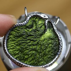 UROBOROS, pendentif en argent, moldavite Ag 925