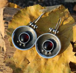 PRAGA, medieval silver earrings, amethyst, Ag 925/1000