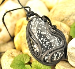 OBSIDIAN PENDANT - large stone