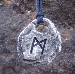 Algiz - Rune Pendant