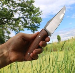 Hand-Forged Steel Viking Knife with Full-Tang Blade and Beads – West Wolf  Renaissance