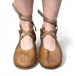 Leather medieval women's shoes