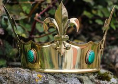 FLEUR, Medieval Crown, brass