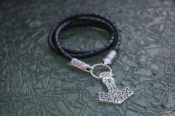 CLADDAGH NECKLACE, silver