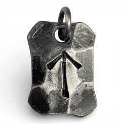 TIWAZ, rune forgée, amulette
