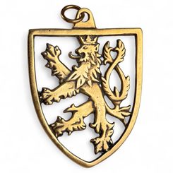 TCHÈQUE LION - Bohême, pendentif en bronze