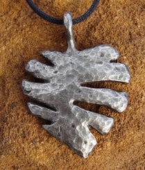 LEAF of HEART, pendant