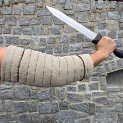 Manica gladiatoria - quilted gladiator arm