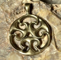CELTIC BROOCH, Auvers-sur-Oise, bronze
