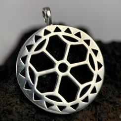 CERCLE DE SOLEIL, Bušovice, Rokcany, pendentif en argent Ag 925 11g