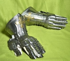 Handmade Czech gauntlets with the brass STAR