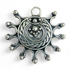 DEVANA, amulette solaire Slave , argent, 16 g
