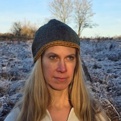 Viking cap with a carriage - Birka
