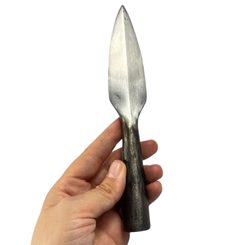 Lance médiévale forgée