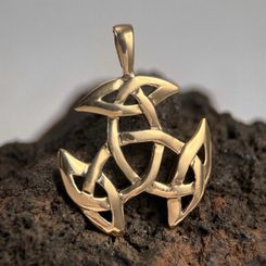 LUNITSA, IX. Century, Replica, pendant, bronze