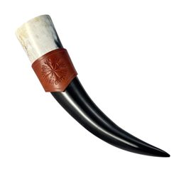 VEGVÍSIR leather horn holder brown